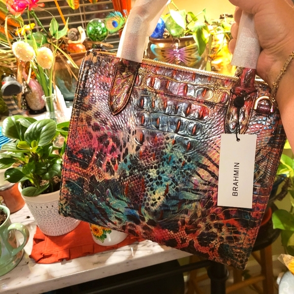 Brahmin Carolina n Shapeshifter NWT HELLO!!! PRICE IS 115 OFF  RETAIL ☆☆☆ - Picture 9 of 16